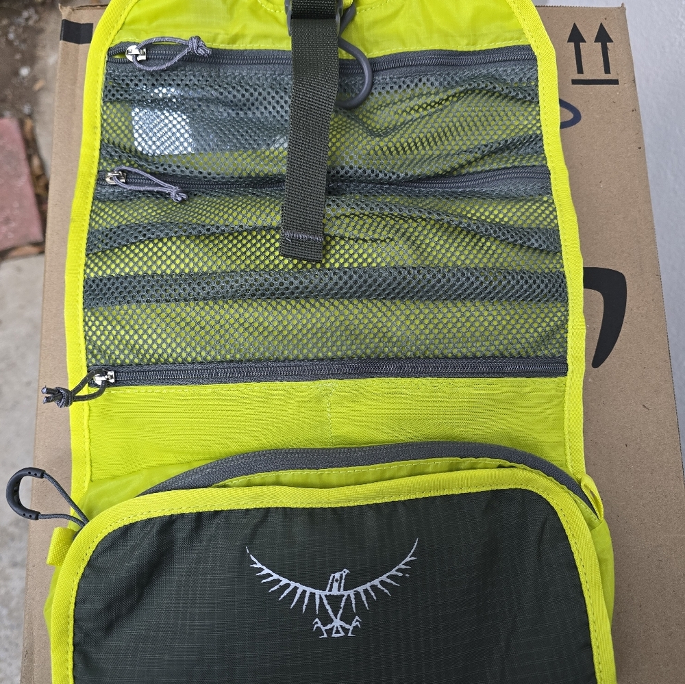 Osprey Ultralight Toiletry Roll Bag